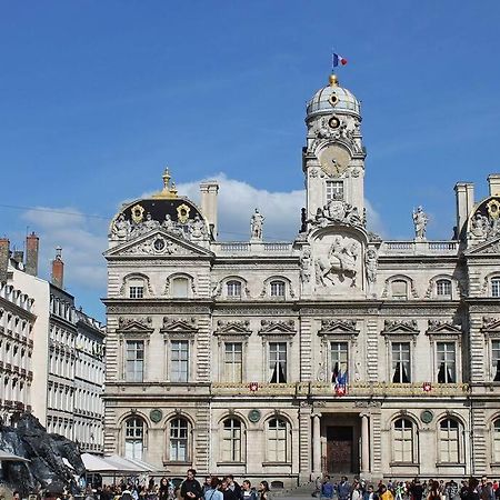 Appartement Place Des Terreaux Lyon Exteriör bild